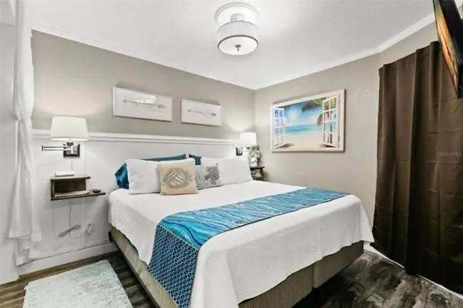 Апартаменты Sunset And Serenity At Sailport Тампа США